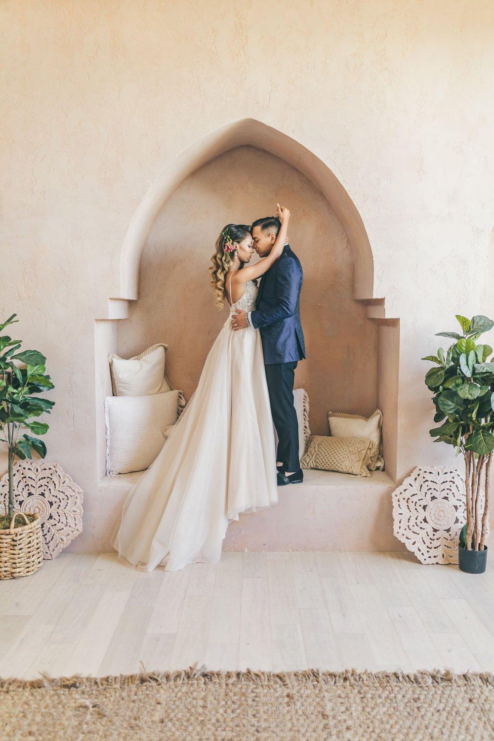 carousel-hero-element image-1